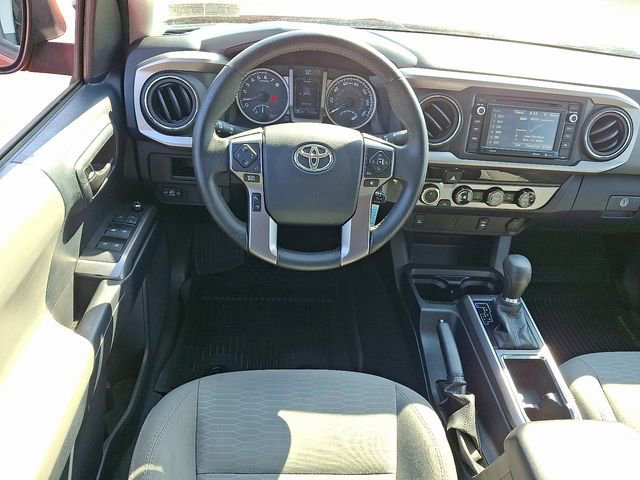 Used 2017 Toyota Tacoma SR5 w/ Tow Package AWD/4WD image 11