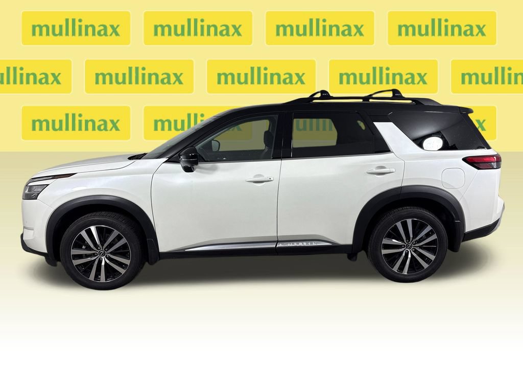 Used 2024 Nissan Pathfinder Platinum FWD image 7