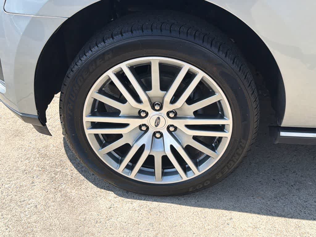 Certified 2024 Ford Expedition Max Limited AWD/4WD image 9