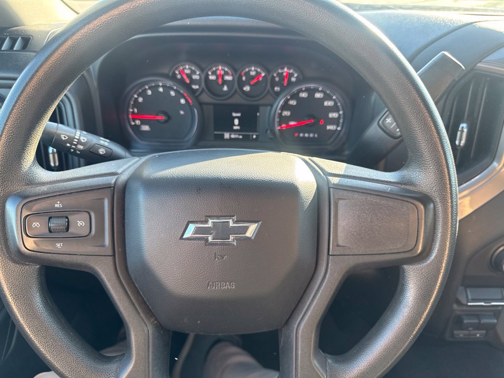 Used 2020 Chevrolet Silverado 1500 Custom Trail Boss AWD/4WD image 15