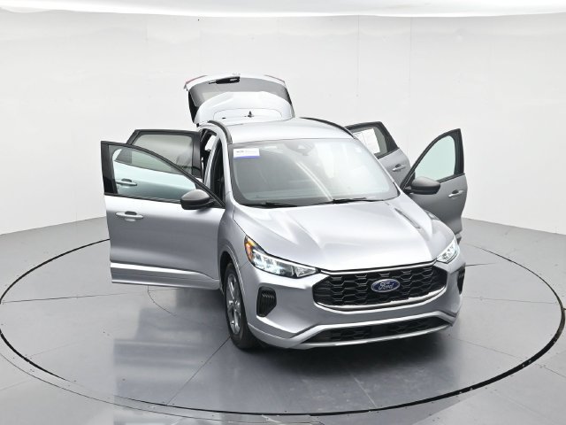 Certified 2023 Ford Escape ST-Line w/ Tech Pack #1 FWD image 46
