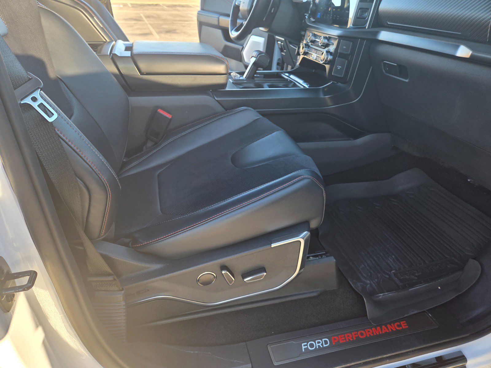 Certified 2024 Ford F150 Raptor AWD/4WD image 23