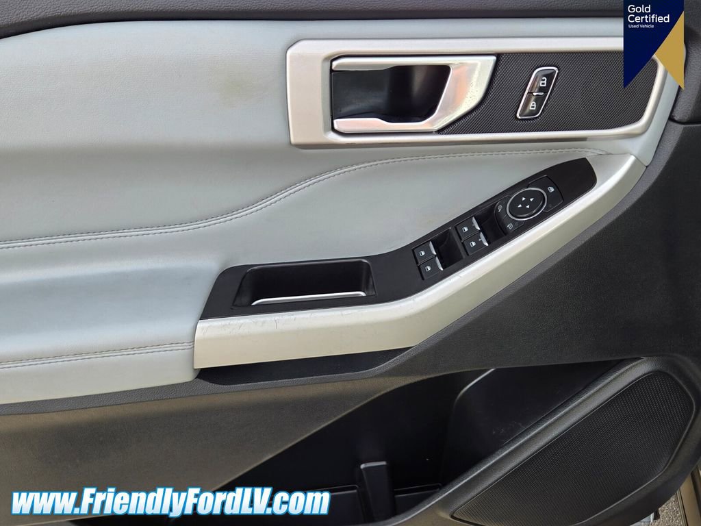 Certified 2022 Ford Explorer XLT image 18
