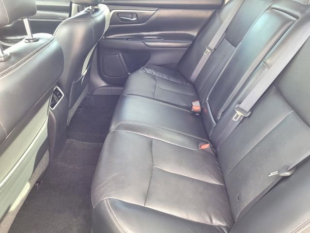 Used 2017 Nissan Altima 2.5 SL w/ 2.5 Technology Package FWD image 13