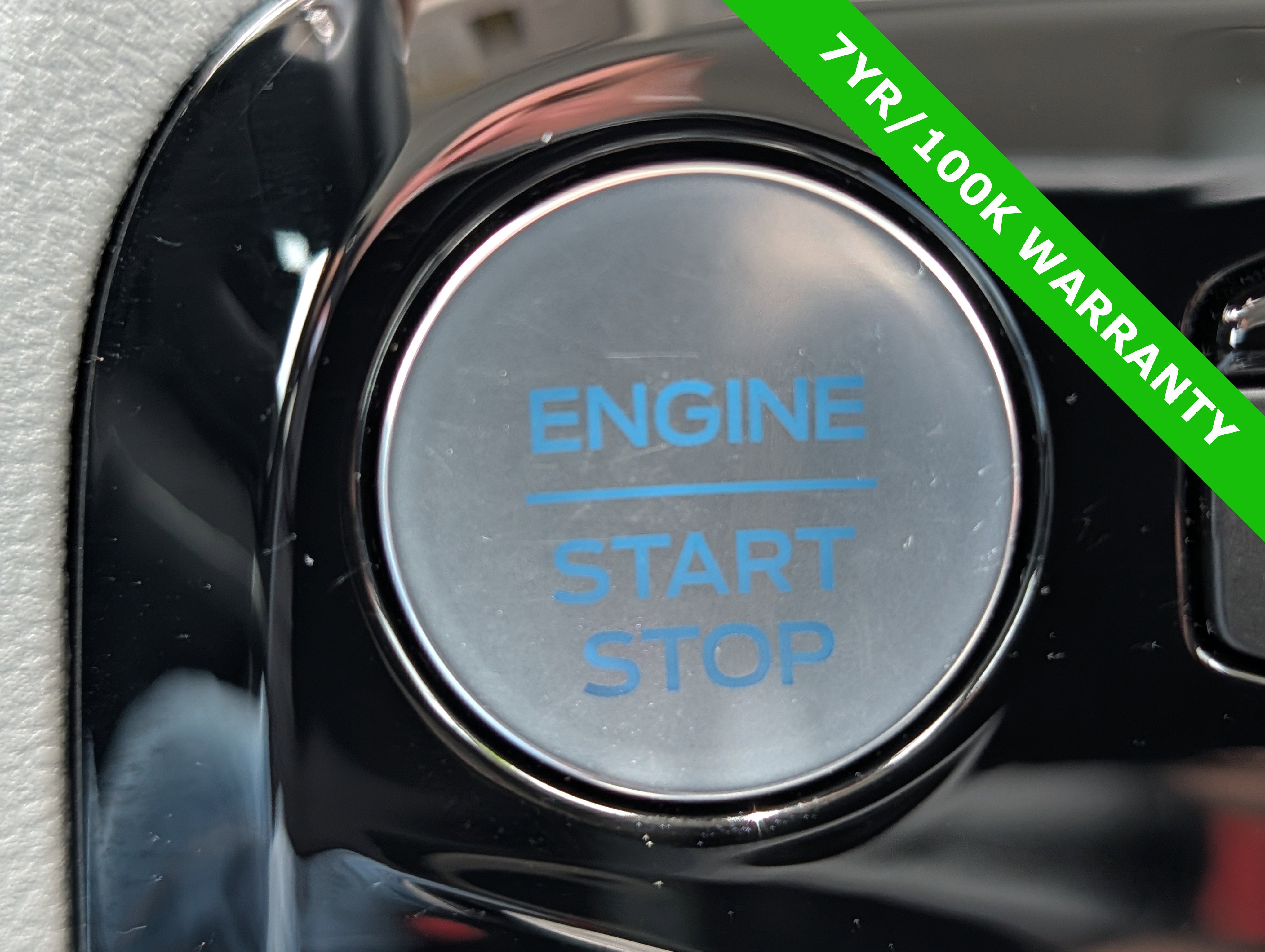 Certified 2023 Ford Escape Platinum FWD image 32