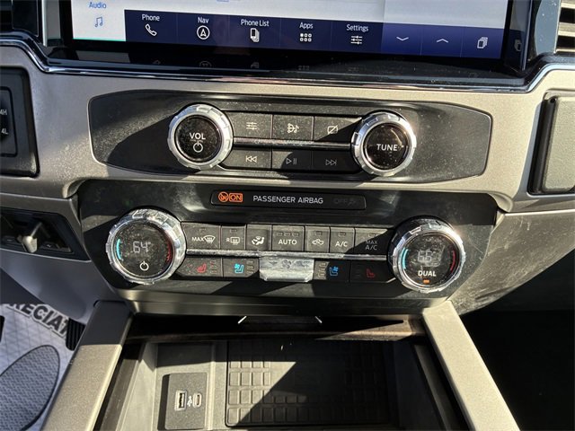 Certified 2022 Ford F350 Lariat w/ Lariat Ultimate Package image 28