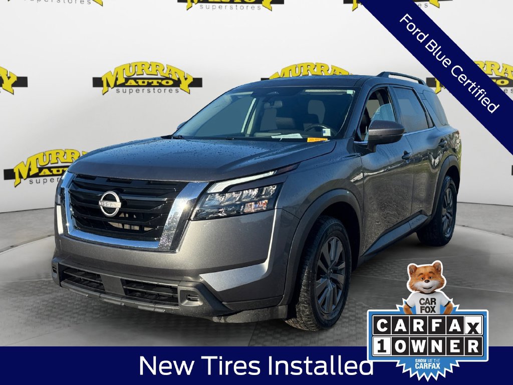 Used 2025 Nissan Pathfinder SV