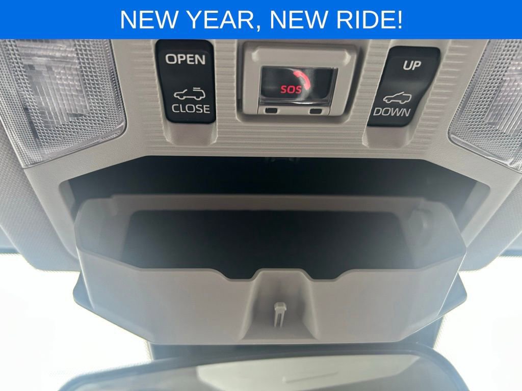 Used 2021 Toyota RAV4 XLE image 34