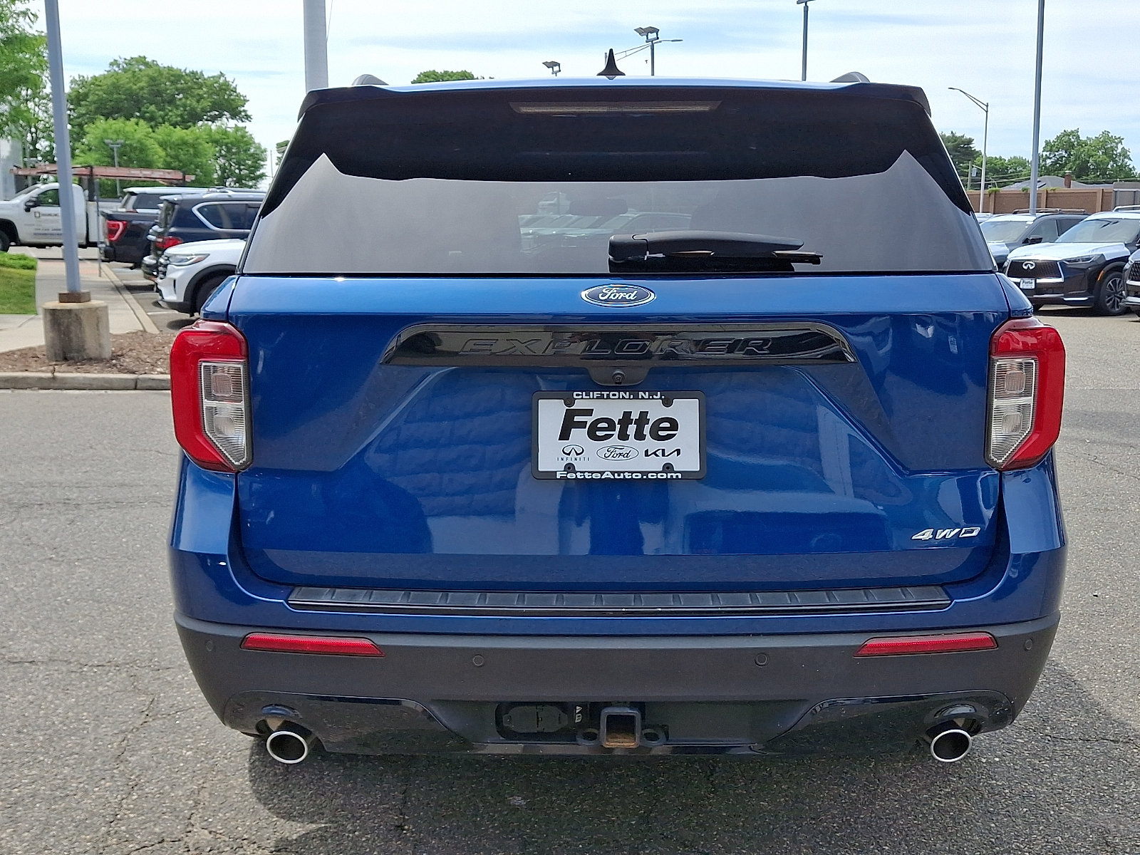 Certified 2023 Ford Explorer ST-Line w/ Class IV Trailer Tow Package AWD/4WD image 5