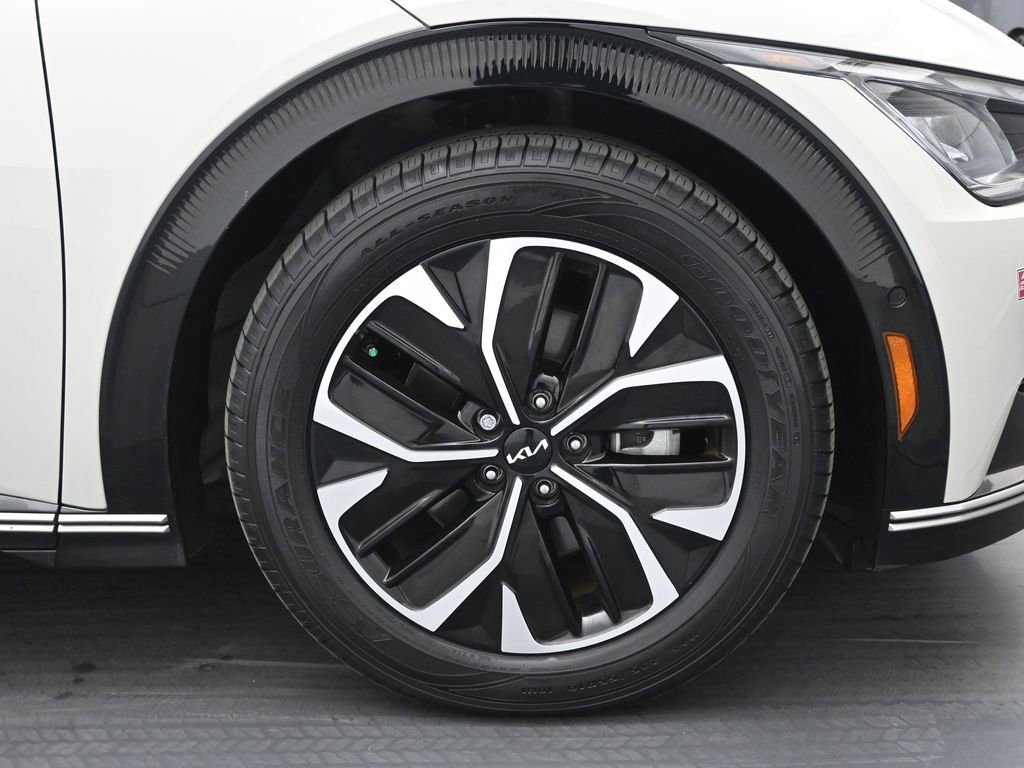 Used 2022 Kia EV6 Wind w/ Wind Technology Package image 24