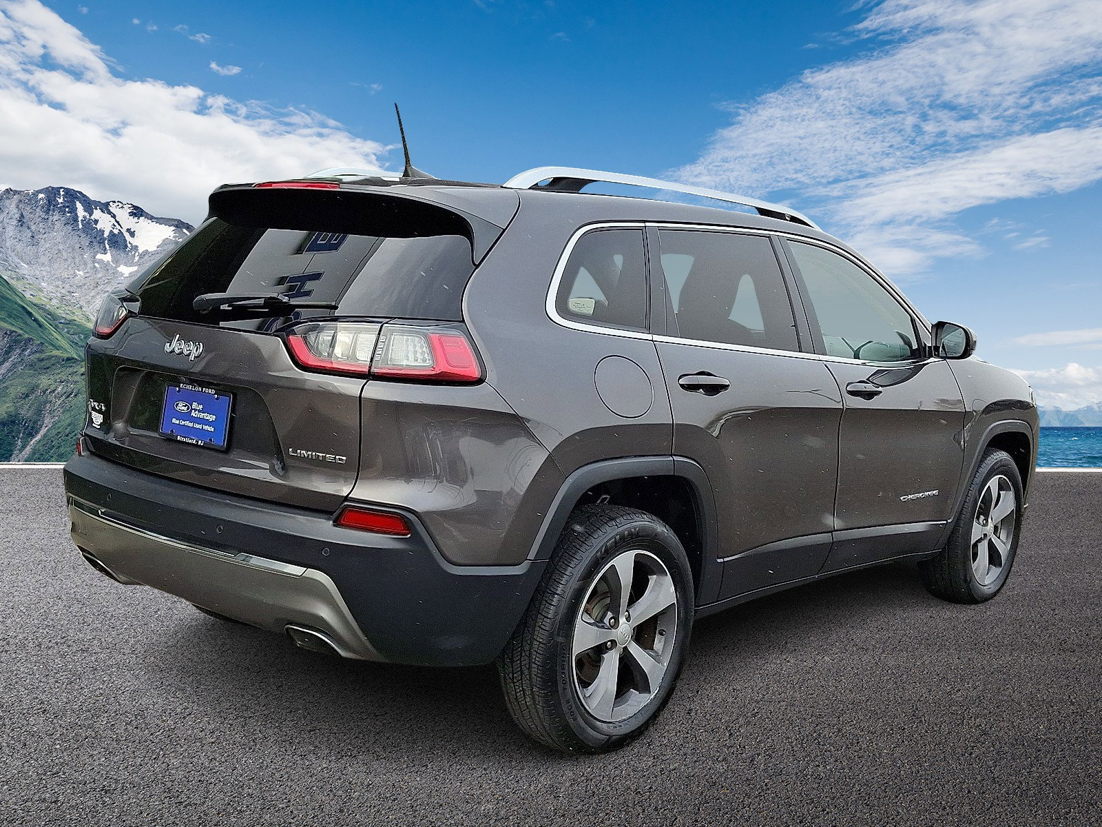 Used 2020 Jeep Cherokee Limited image 6