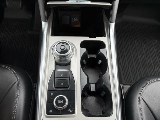 Certified 2023 Ford Explorer XLT w/ Equipment Group 202A image 18