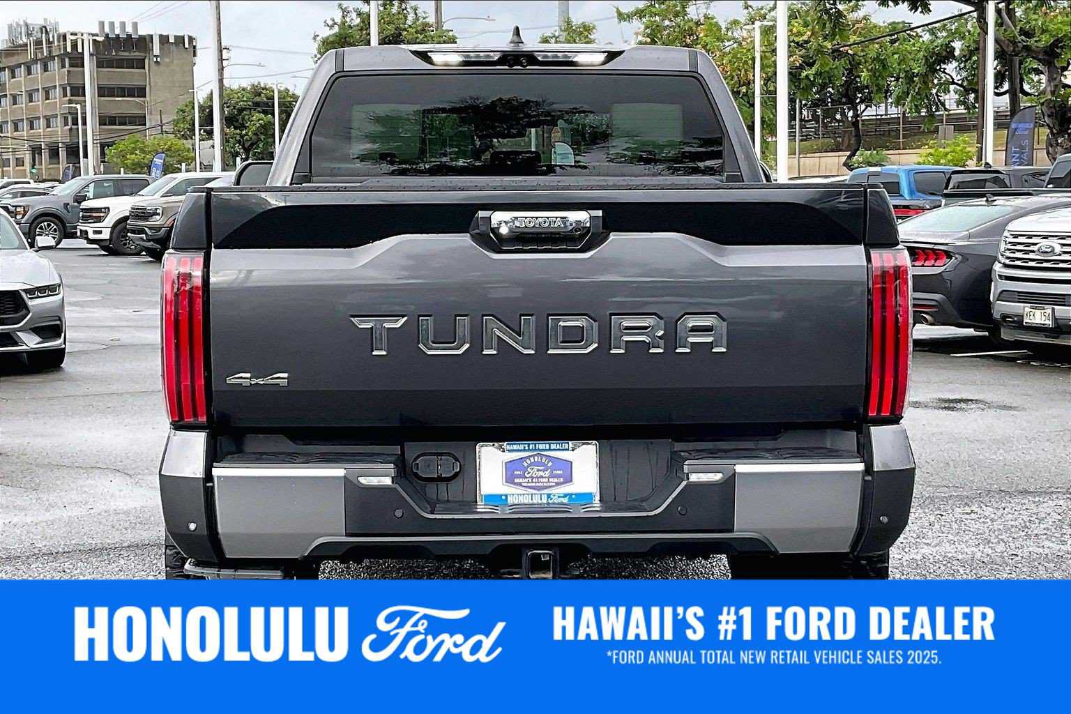 Used 2024 Toyota Tundra Capstone AWD/4WD image 5