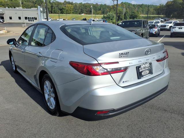 Used 2025 Toyota Camry LE FWD image 2