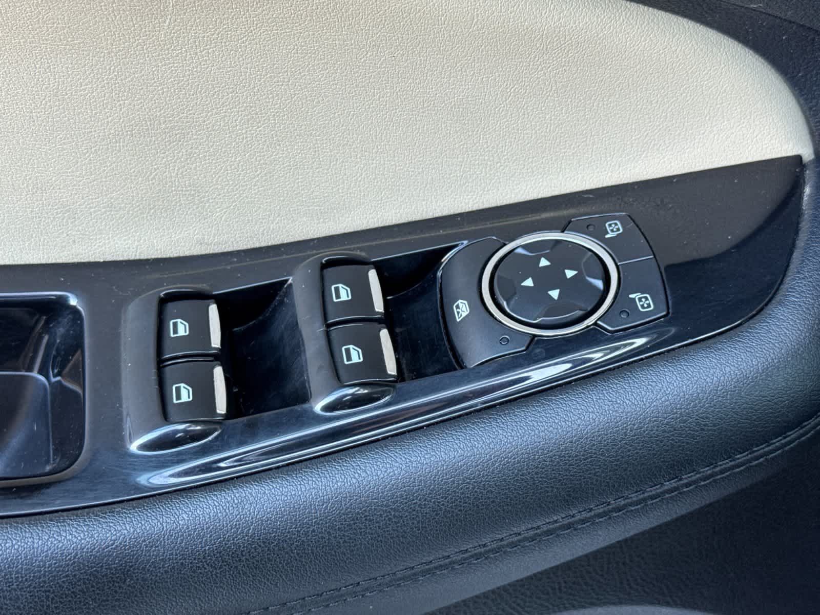 Certified 2020 Ford Edge SEL AWD/4WD image 13