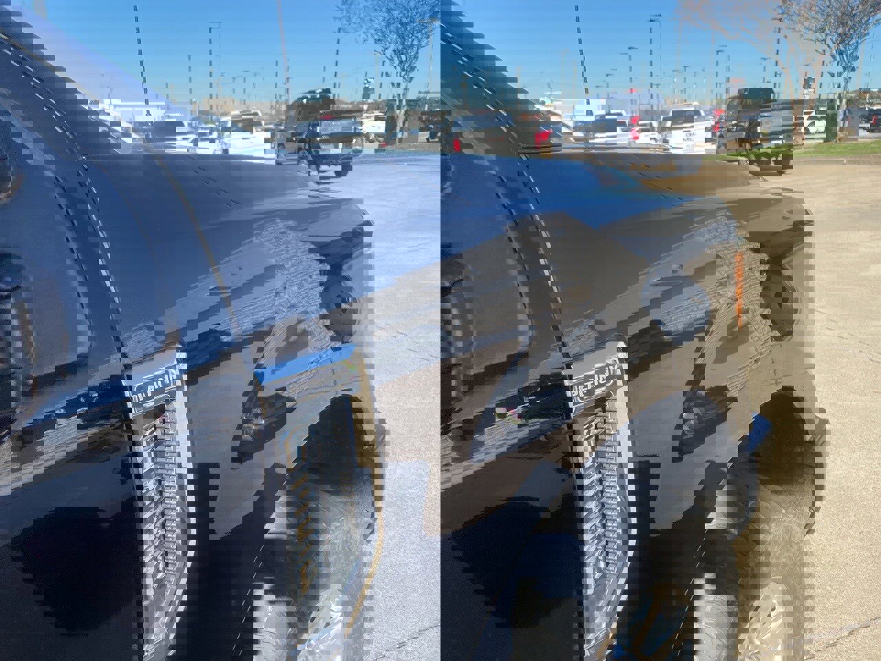 Certified 2017 Ford F350 Platinum w/ Platinum Ultimate Package image 14