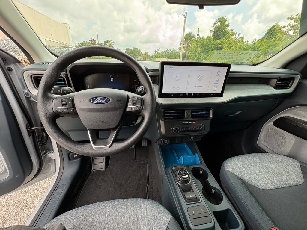 Certified 2025 Ford Maverick XLT w/ Equipment Group 302A AWD/4WD image 8
