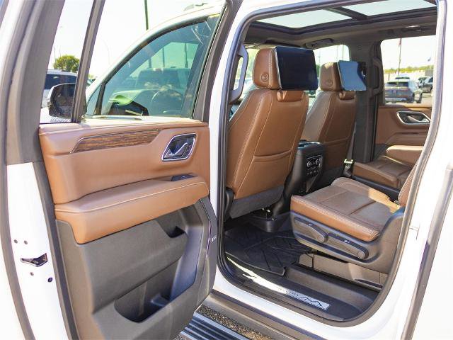 Used 2021 Chevrolet Suburban High Country image 25