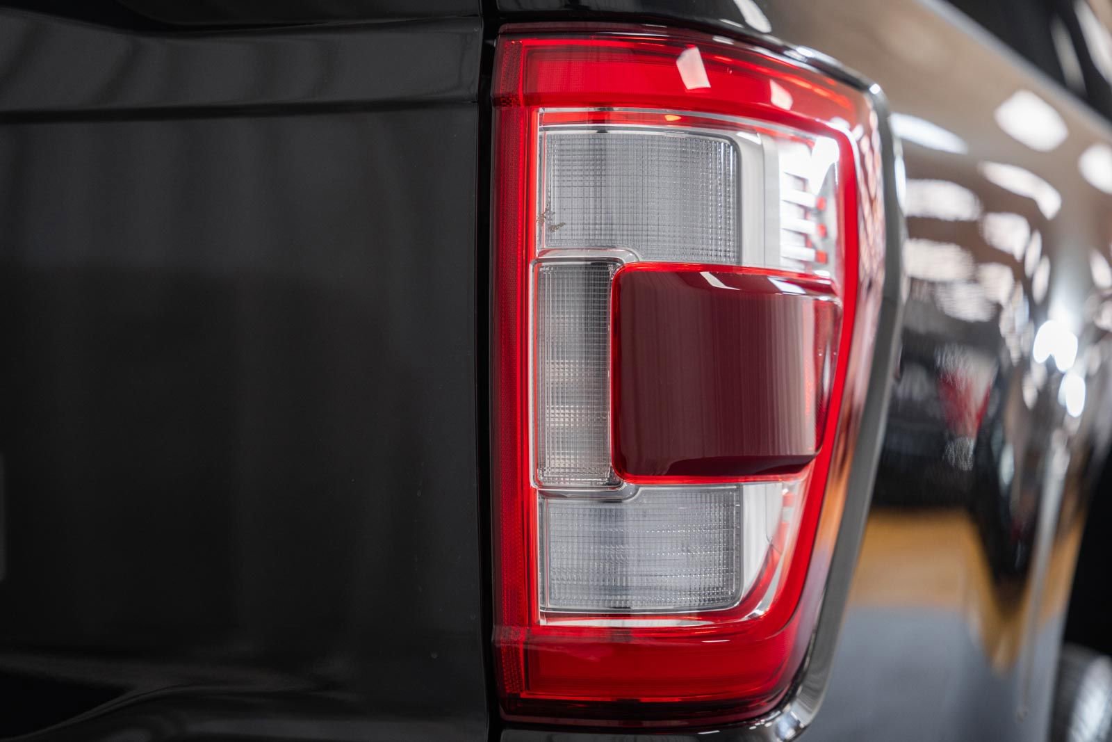 Certified 2023 Ford F150 Lariat w/ Equipment Group 502A High image 7