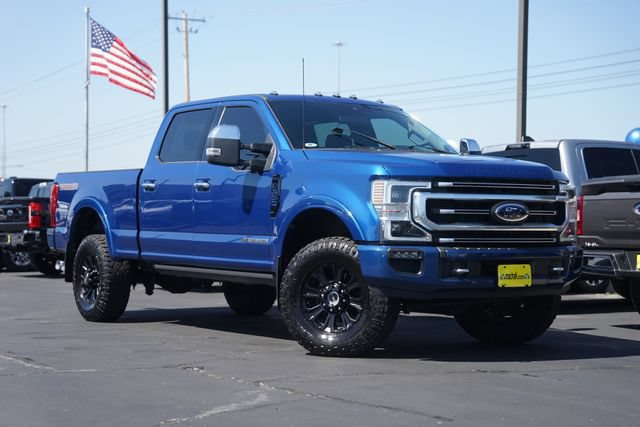Certified 2022 Ford F350 Platinum w/ Tremor Off-Road Package AWD/4WD image 2