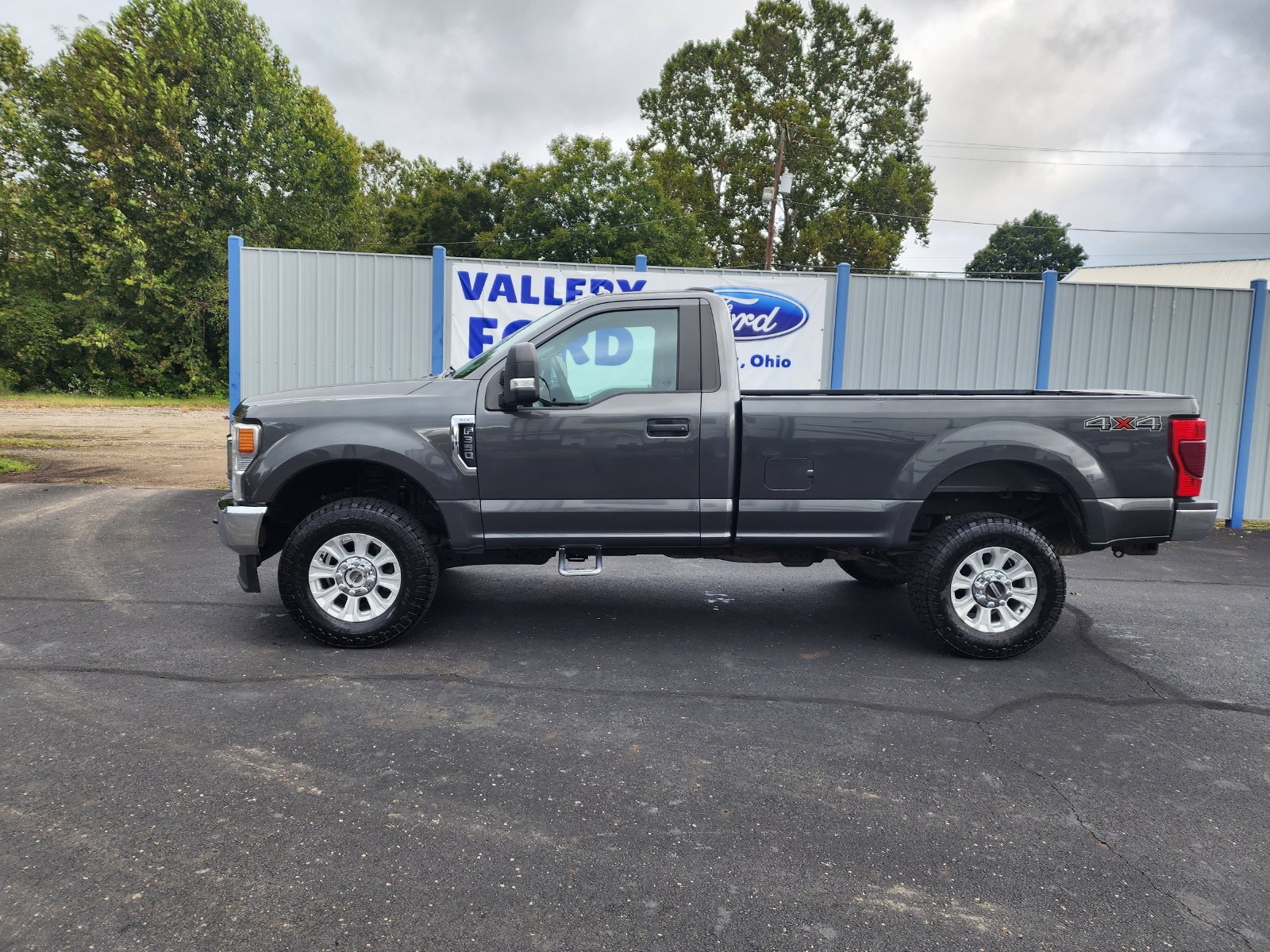 Certified 2020 Ford F350 XLT AWD/4WD image 2