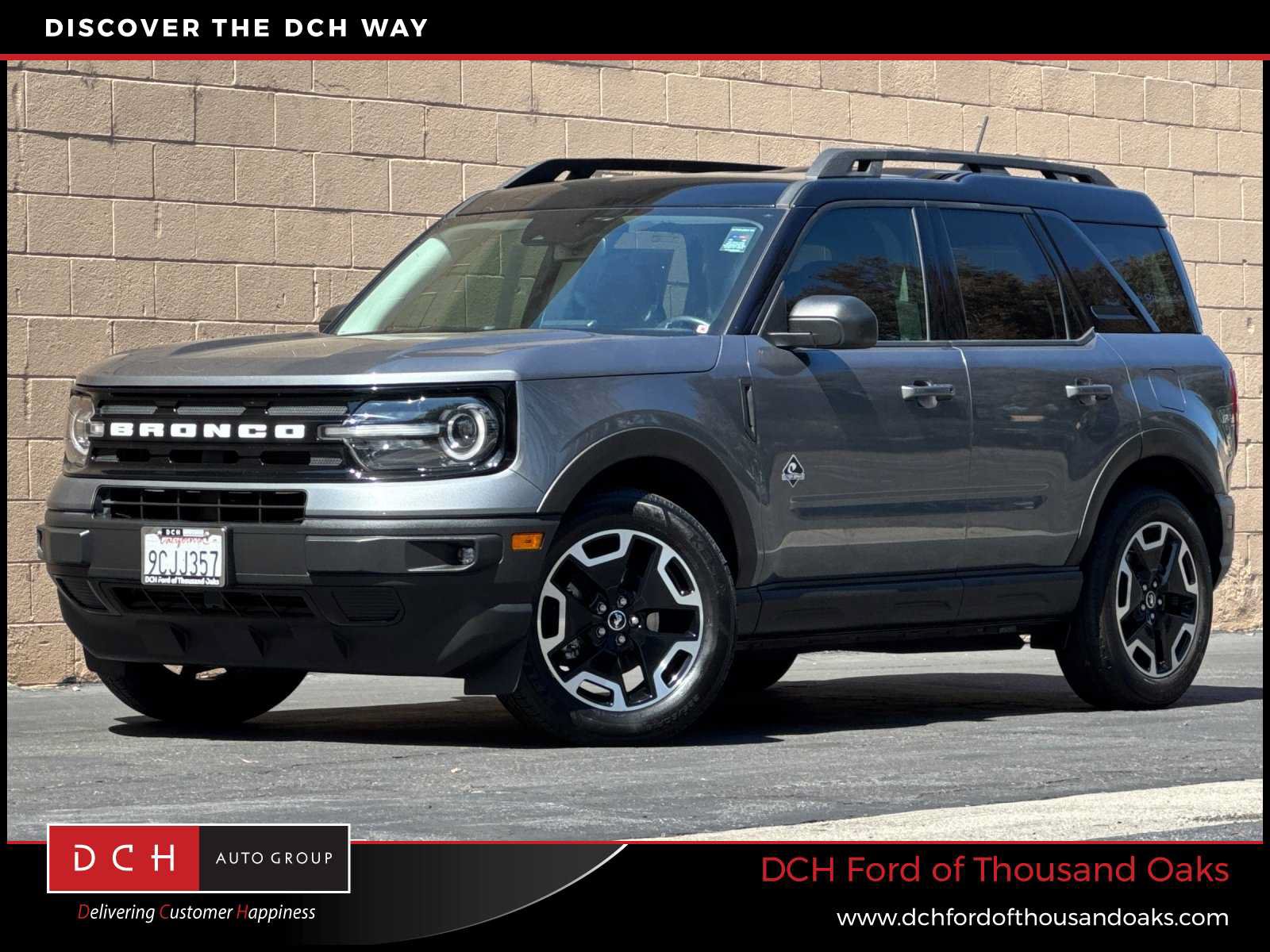 Certified 2022 Ford Bronco Sport Outer Banks w/ Tech Package AWD/4WD image 1