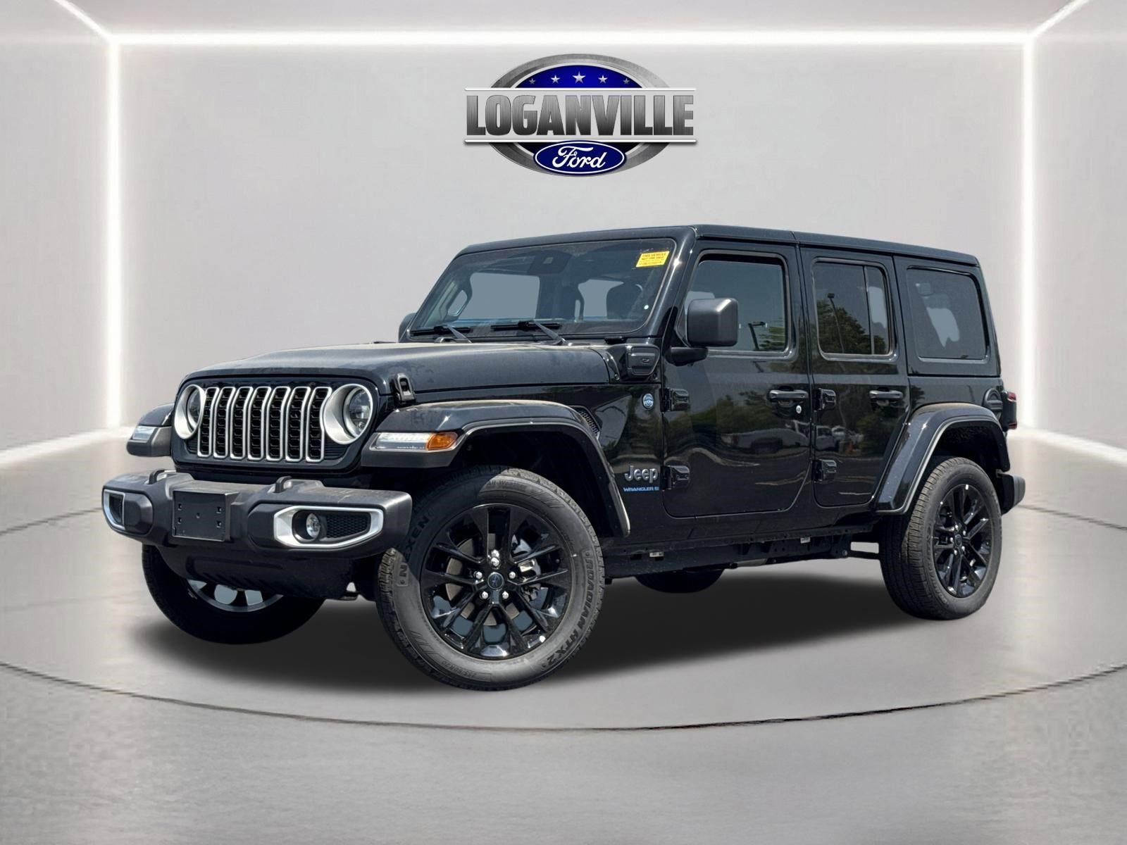 Used 2025 Jeep Wrangler Unlimited Sahara w/ Safety Group image 1