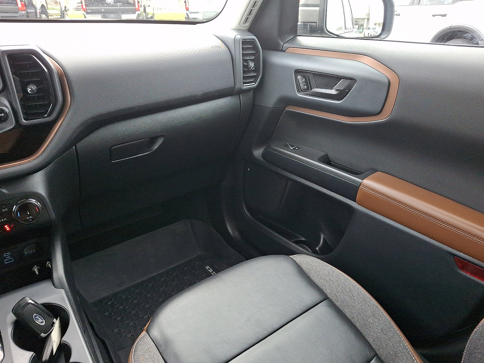 Certified 2022 Ford Bronco Sport Outer Banks image 16