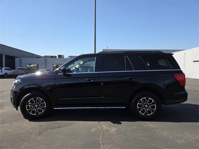 Certified 2022 Ford Expedition XLT image 2