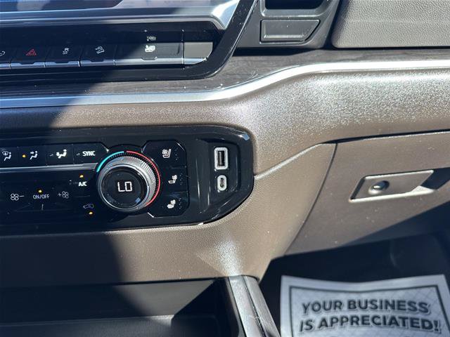 Used 2023 Chevrolet Silverado 1500 LTZ AWD/4WD image 32