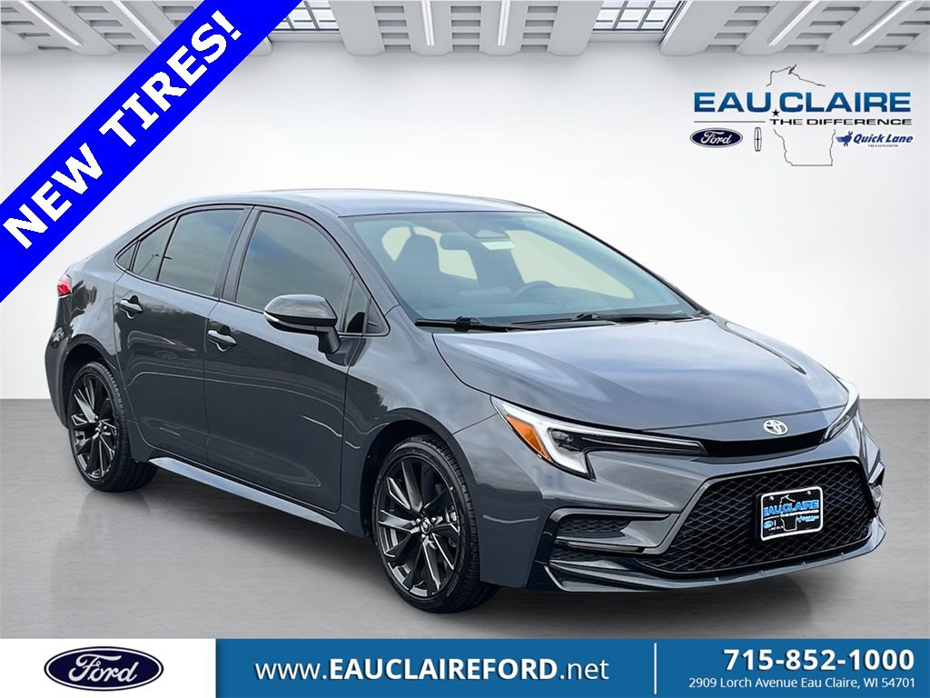 Used 2024 Toyota Corolla SE image 1