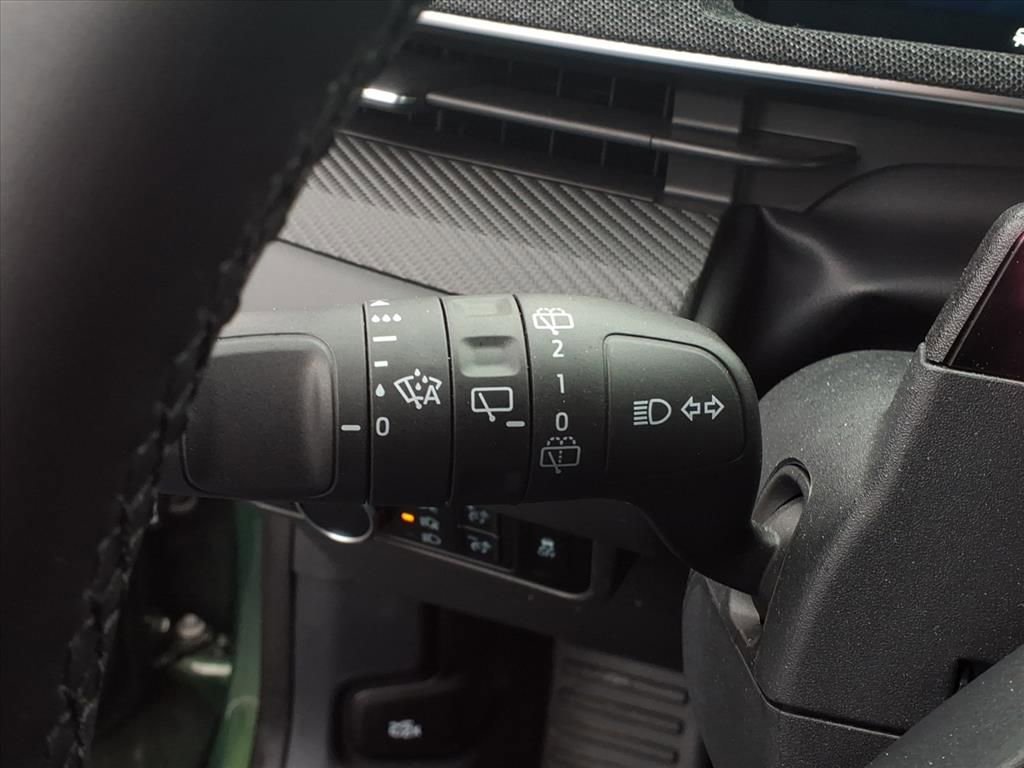 Certified 2025 Ford Mustang Mach-E Premium image 19