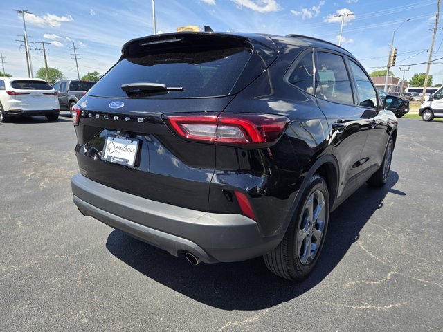 Certified 2025 Ford Escape ST-Line FWD image 5