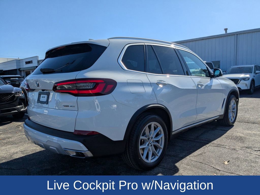 Used 2023 BMW X5 sDrive40i w/ Parking Assistance Package image 5
