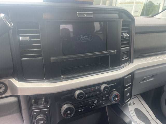 Certified 2025 Ford F350 XLT AWD/4WD image 16