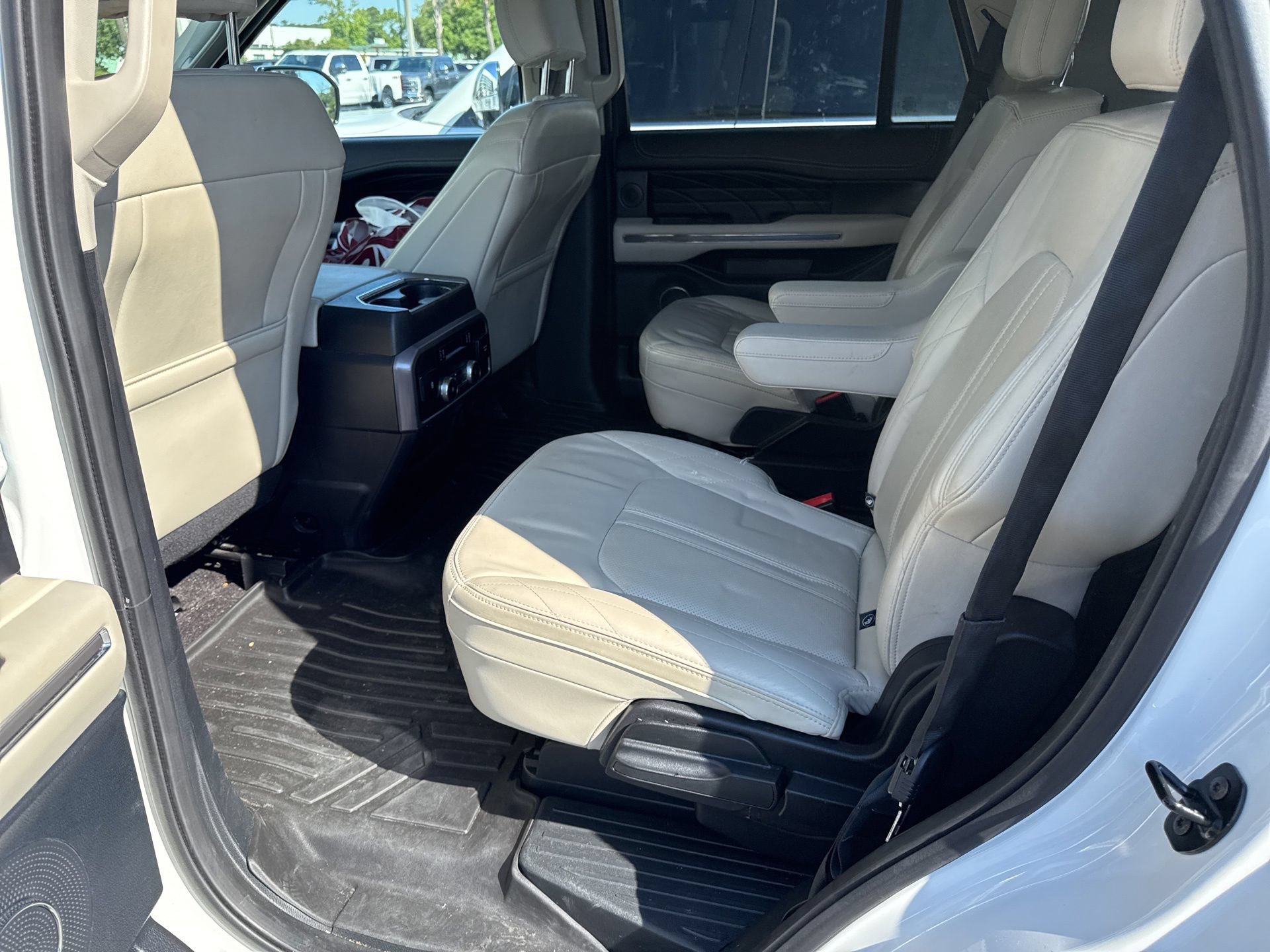 Certified 2020 Ford Expedition Platinum AWD/4WD image 10