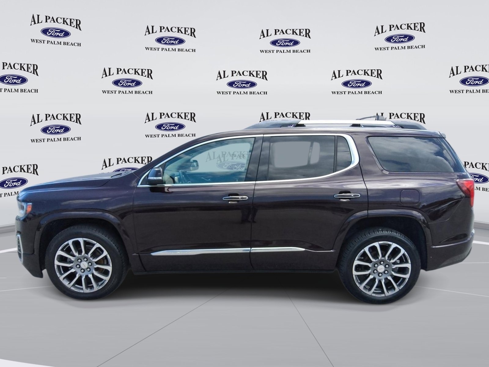 Used 2020 GMC Acadia Denali AWD/4WD image 2