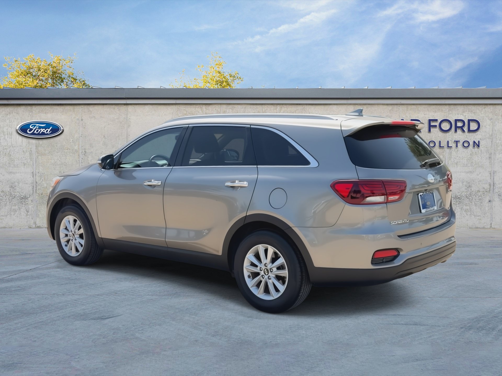 Used 2019 Kia Sorento FWD w/ LX Convenience Package image 6