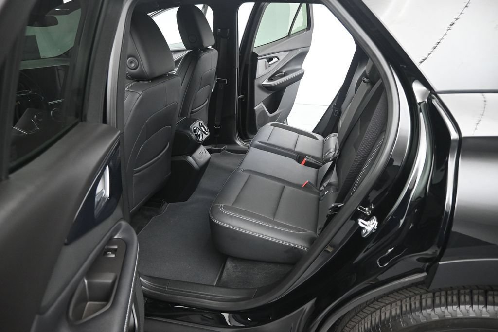 Used 2024 Chevrolet Blazer EV LT AWD/4WD image 19