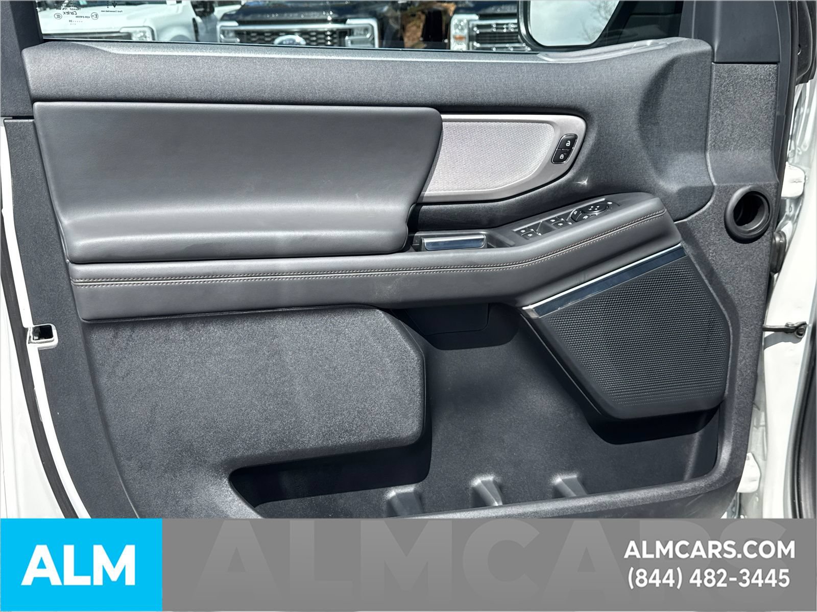 Certified 2025 Ford Expedition Active AWD/4WD image 12