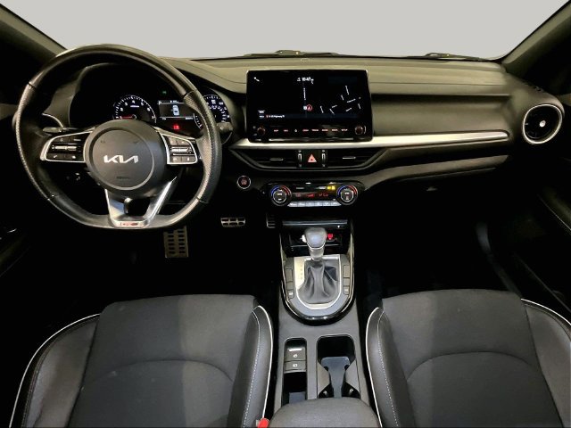 Used 2022 Kia Forte GT-Line w/ GT-Line Premium Package FWD image 14