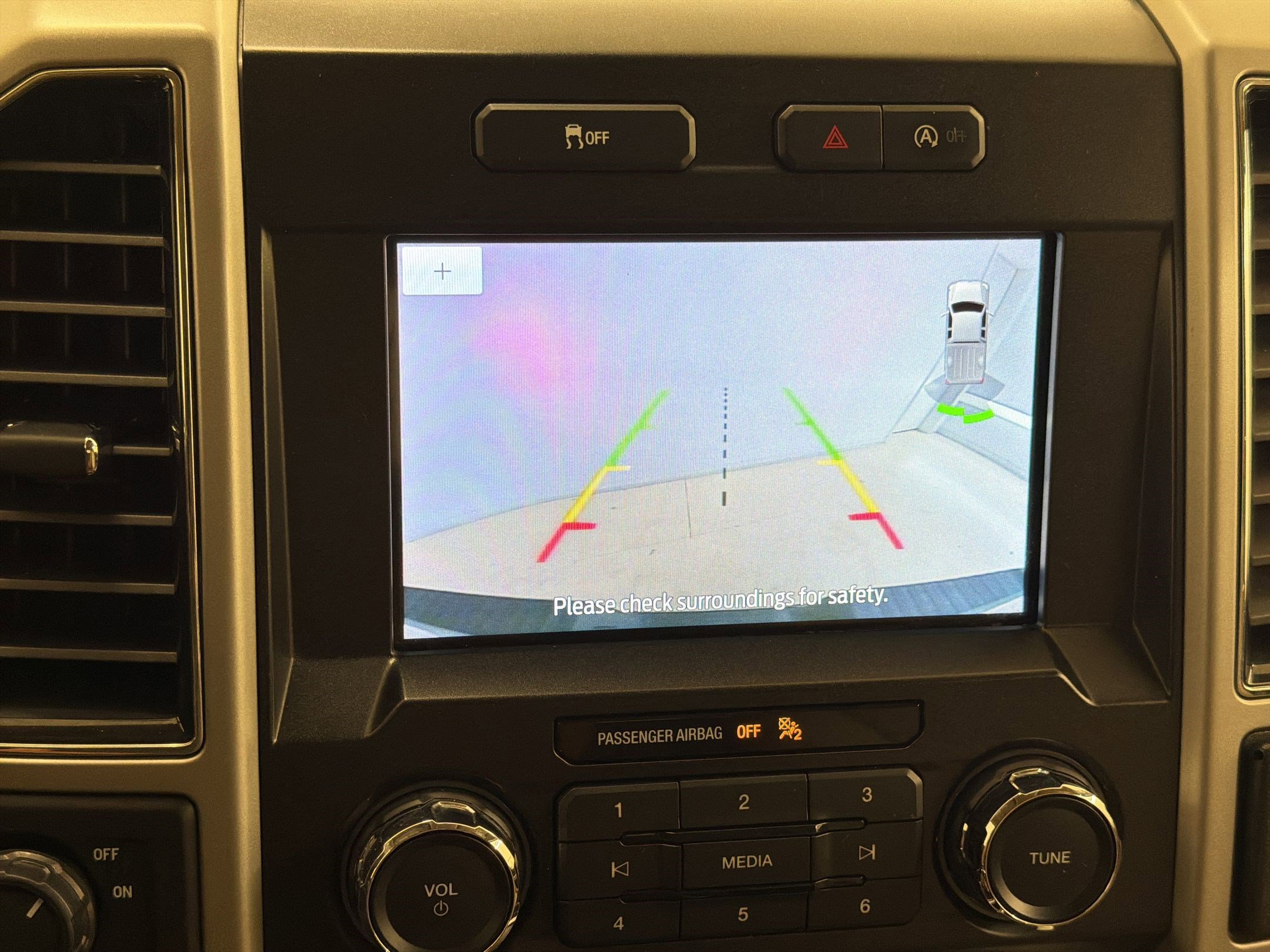 Certified 2019 Ford F150 Lariat RWD image 24