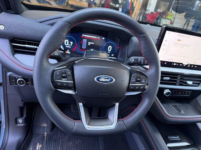 Certified 2025 Ford Explorer ST-Line w/ Premium Package AWD/4WD image 35