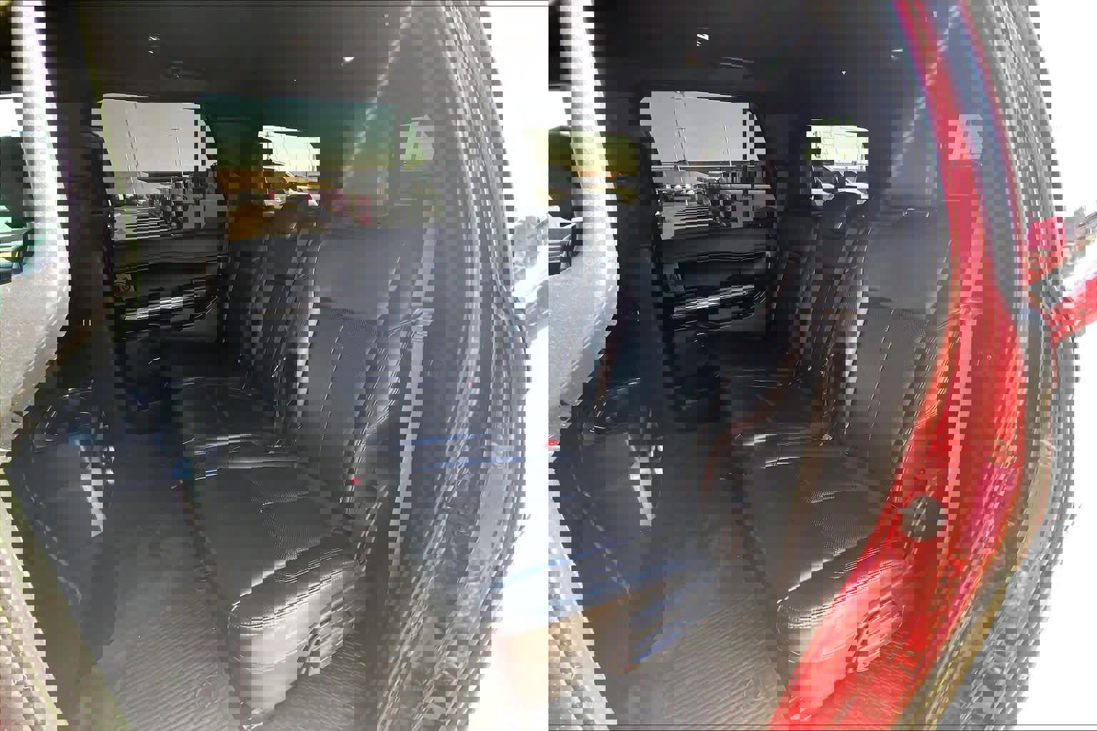 Certified 2019 Ford Expedition XLT w/ Equipment Group 202A image 20