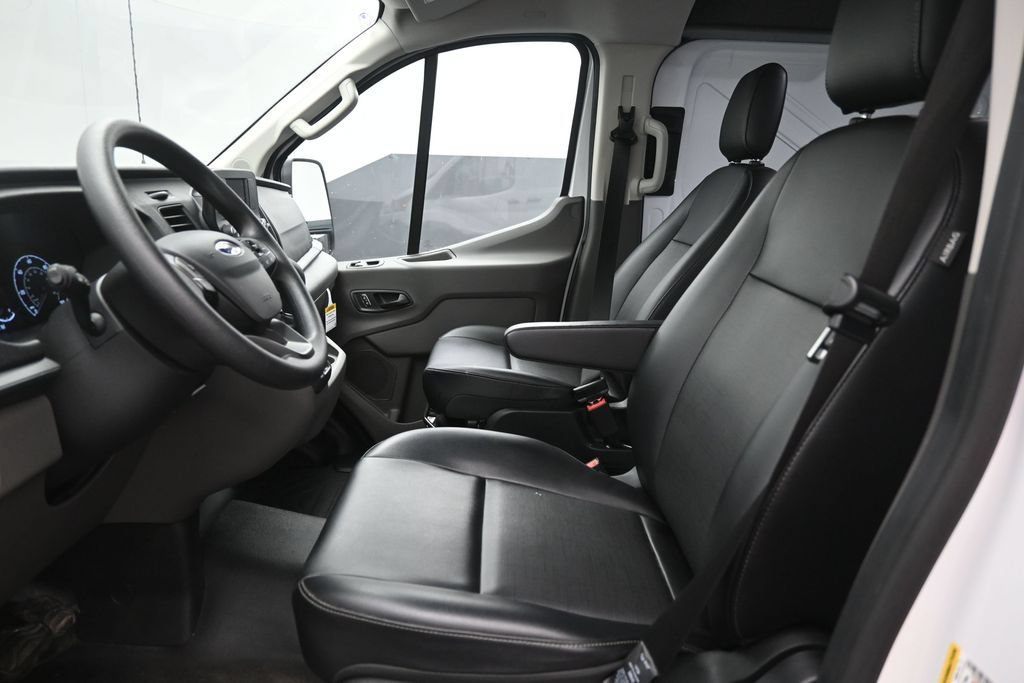 Certified 2025 Ford Transit 150 Low Roof AWD image 19