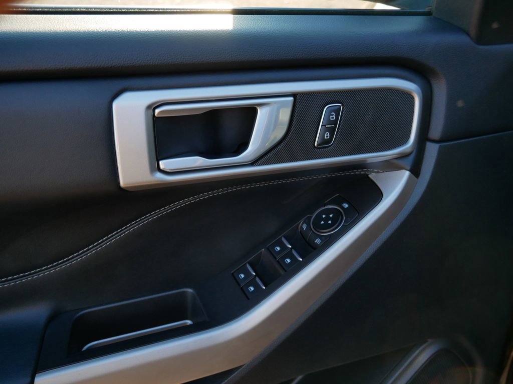 Certified 2023 Ford Explorer XLT w/ Equipment Group 202A image 16