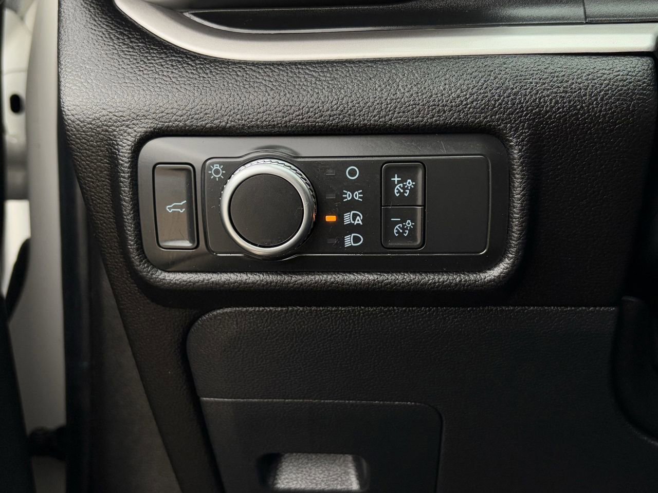 Certified 2022 Ford Explorer XLT image 22