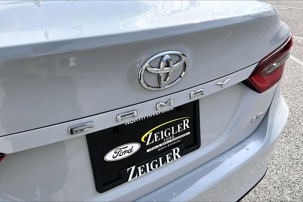 Used 2024 Toyota Camry LE w/ Convenience Package FWD image 8