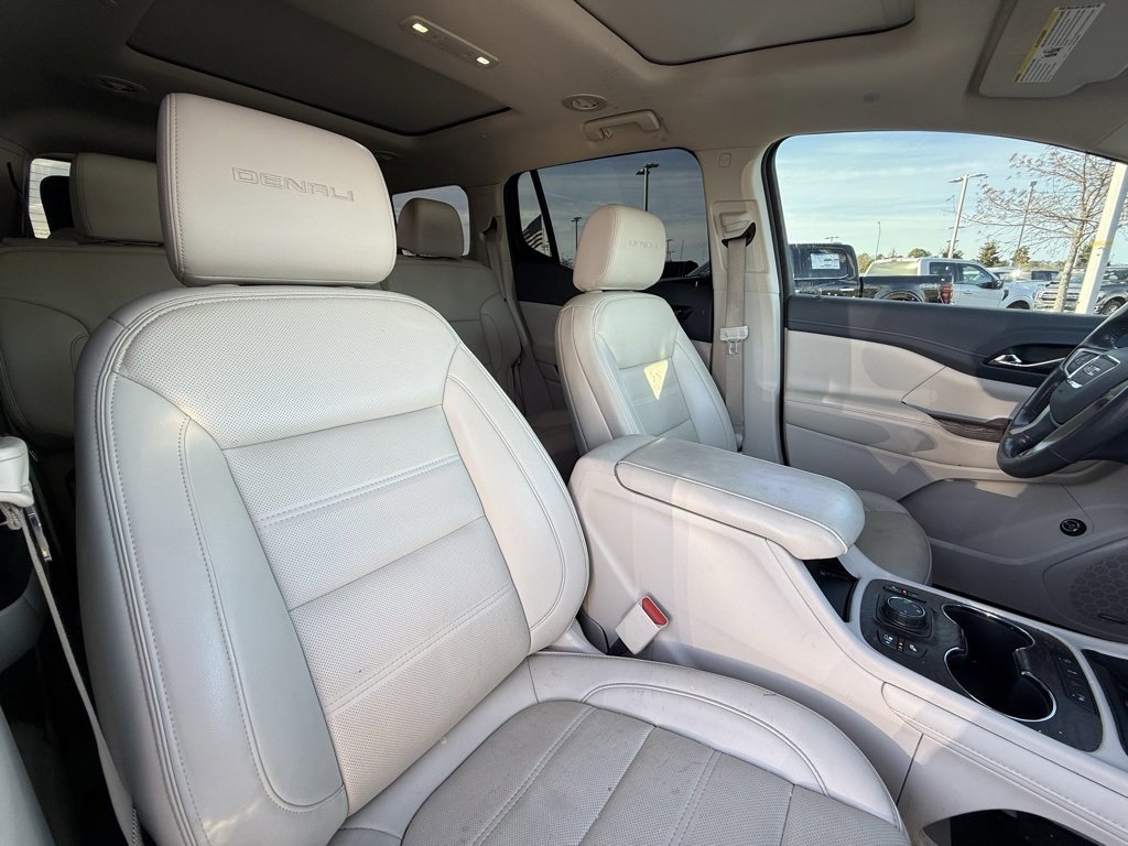 Used 2021 GMC Acadia Denali w/ Denali Technology Package image 31