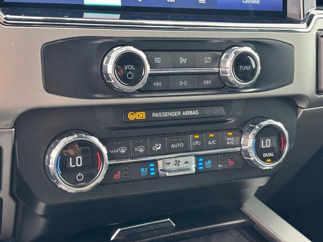 Certified 2022 Ford F250 Lariat w/ Black Appearance Package AWD/4WD image 22